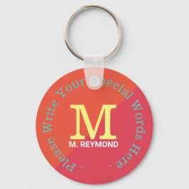 Chaveiro monograma com texto personalizado em vermelho de d