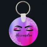Chaveiro Monograma Cor-de-Rosa Púrpura Eilashes da Leve Mod<br><div class="desc">Folha fina e Cor-de-rosa, Folha Metálica Espessante Glitter Brutado Monograma Metálico Nome e Alças Iniciais (Lashes), Extensões Eyelash e Chaveiro de Olhos. O design faz o doce e perfeito aniversário de 16 anos, casamento, chá de panela, aniversário, chá de fraldas ou presente de festa de solteira para alguém procurando por...</div>