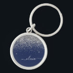Chaveiro Monograma de Sparkle Azul Girly Marinho de Prata<br><div class="desc">Chaveiros com nomes de Monograma de Script Glitter Glitter Azul Silver e Marinho (Cadeia de Chaves). Isto faz o doce e perfeito aniversário de 16 anos,  casamento,  chá de panela,  aniversário,  chá de fraldas ou festa de solteira presente para alguém que ama luxo de luxo e estilos quíticos.</div>