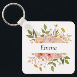Chaveiro monograma floral boêmico bonito ou nome<br><div class="desc">Estas flores bonito rodeiam um nome ou iniciais. O endereço perdido e encontrado pode ser incluído no verso - ou personalizá-lo com uma mensagem ou cotação especial para o destinatário do presente. DM com quaisquer solicitações. Obrigados para visitar minha loja Zazzle!</div>