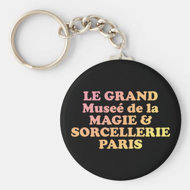 Chaveiro Museu Francês Ficcional de Bruxaria e Feitiçaria (Frente)