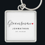 Chaveiro Na moda Padrinho de casamento Wedding<br><div class="desc">O presente perfeito para qualquer padrinho de casamento, a divertida e moderna design apresenta a letra do roteiro de tipografia na moda com Padrinho de casamento com um lindo e pequeno cheio vermelho para o coração. A design é fácil de personalizar com um nome e data de casamento estabelecida e...</div>