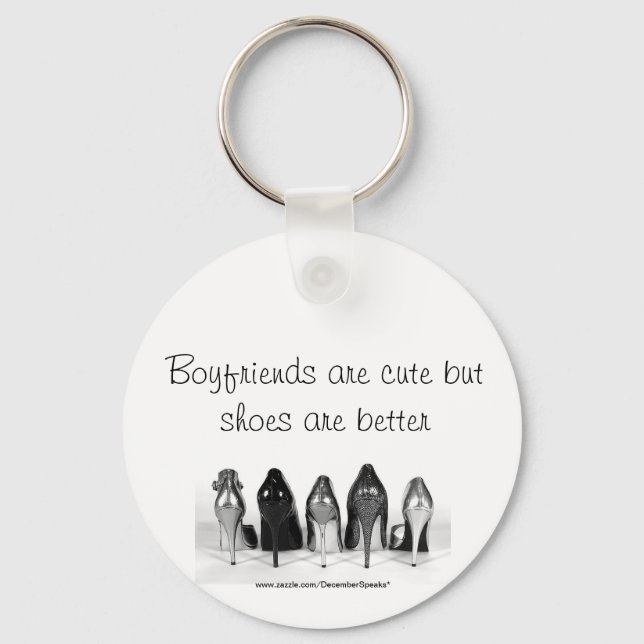 Chaveiro Namorados são bonitos, mas calçados são melhores (Frente)