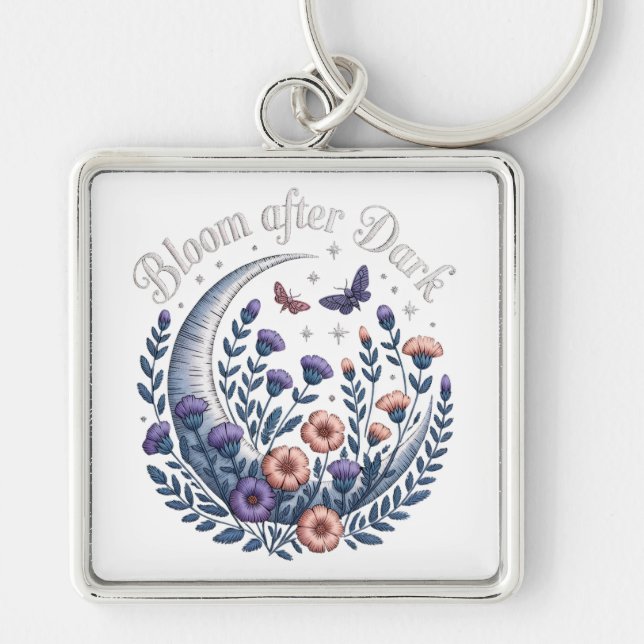 Chaveiro Night Garden Faux Embroidered Moon with Moths (Frente)