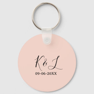 Chaveiro nome do casal de casamento letra data fundo pastel