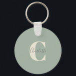 Chaveiro Nome do Monograma Moderno Elegante em Sage Green<br><div class="desc">Monograma personalizado simples e nome na Chaveiro verde de sábado</div>