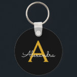 Chaveiro Nome do Monograma Rapariga de Script Moderno Doura<br><div class="desc">Chaveiros com nomes de Monograma Simples Pretos e Dourados (Cadeia de Chave). Isto faz o doce e perfeito aniversário de 16 anos,  casamento,  chá de panela,  aniversário,  chá de fraldas ou festa de solteira presente para alguém que ama luxo de luxo e estilos quíticos.</div>