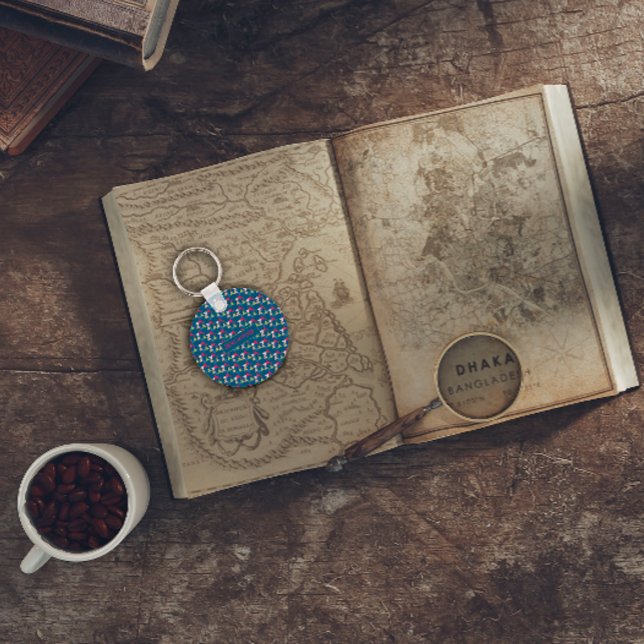 Chaveiro nome do padrão do triângulo abstrato (Criador carregado)