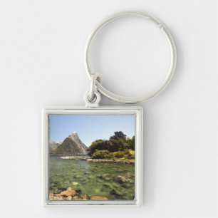 Chaveiro Nova Zelândia, Miter Peak e Bowen River entrando