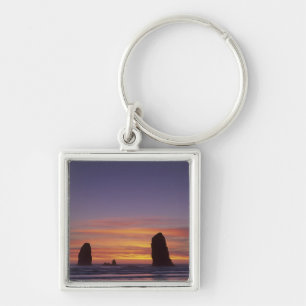 Chaveiro OR, Costa do Oregon, Cannon Beach, pilares de roch
