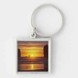 Chaveiro OR, Oregon Coast, Cannon Beach, Sastacks às 2