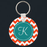Chaveiro Orange e Teal Zig Zag Personalizado Inicial<br><div class="desc">Padrão moderno de cromo laranja com um pop de metal retrô. Personalize com o inicial.</div>
