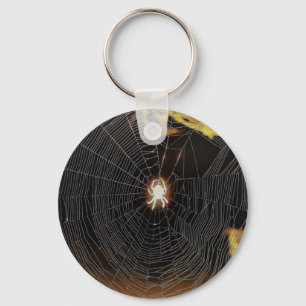 Chaveiro Orb Weaver à noite