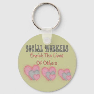 Chaveiro Os presentes do assistente social "enriquecem as