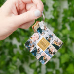 Chaveiro Pai 'Dia de os pais & Me' de Fotografia de 1rua<br><div class="desc">Crie o seu próprio Chaveiro de fachada dupla 'Pai e eu'. Design apresenta 8 fotos instantâneas da sua escolha, o texto bonito 'Pai & Me' com dois pequenos corações - Feliz Primeiro Dia de os pais! um 'com amor' em um roteiro elegante de caligrafia e o nome de quem ele...</div>