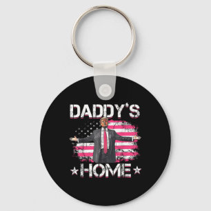 Chaveiro Patriótico 2024 do American Flag Daddys Home Trump