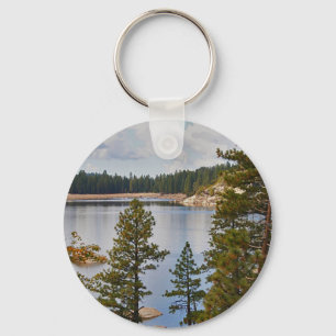 Chaveiro Pinecrest Lake California em agosto