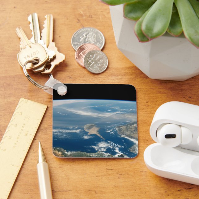 Chaveiro Poeira Sobre O Mar Mediterrâneo E A Ilha De Chipre (Mesa)