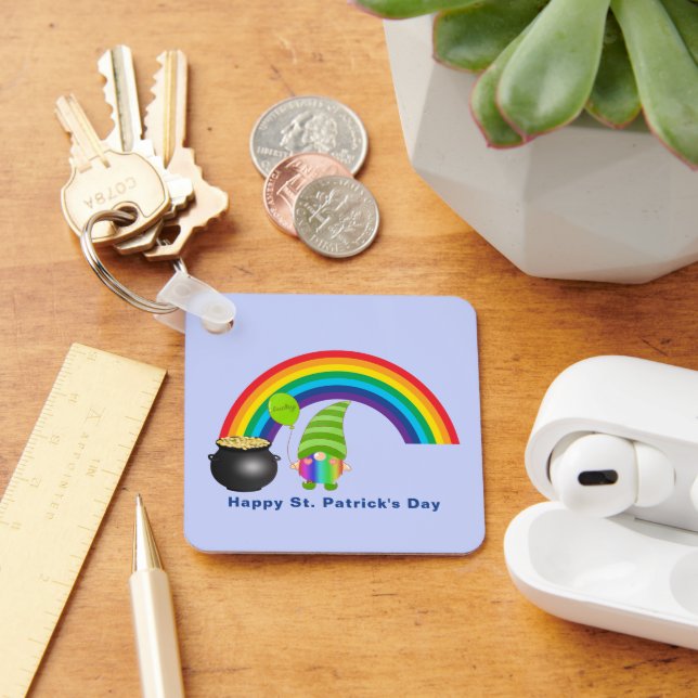 Chaveiro Pote Rainbow Gnomo da Dourada St Paddys Day Metal  (Mesa)