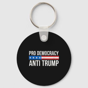 Chaveiro Pro Democracia - Anti Trump -