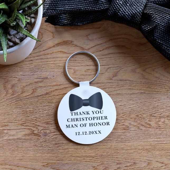 Chaveiro Pulseira de chave de gravata borboleta preta para  (Thank any member of your bridal party with this bow tie keychain. Just add their name & your wedding)