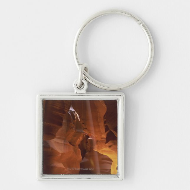 Chaveiro Raio de sol que bate o amaranto no assoalho da (Frente)