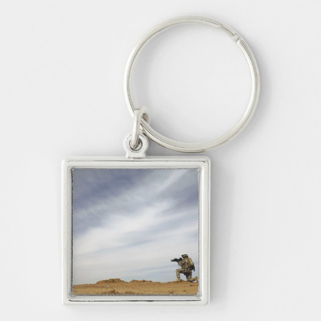 Chaveiro Sargento fornece segurança (Frente)