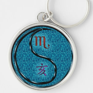Chaveiro Scorpio e Água Boar