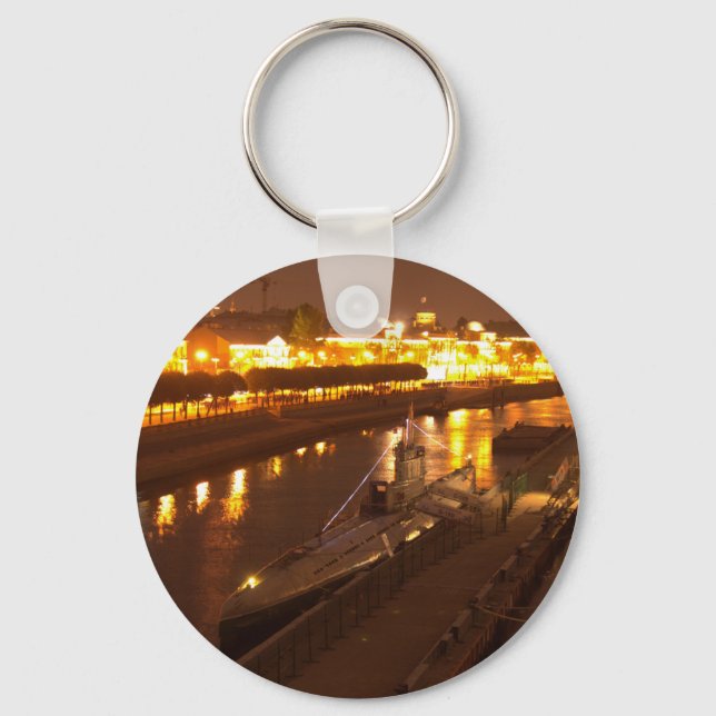 Chaveiro Submarino Na Rua Petersburgo (Frente)