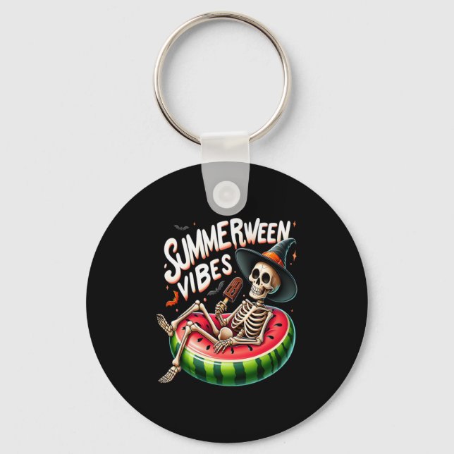 Chaveiro Summerween Vibes Spookey Skeleton Halloween Beach  (Frente)