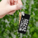 Chaveiro Texto vestido e arranhado Workout 247365 branco<br><div class="desc">Texto vestido e arranhado Workout 247365 em cor branca com fundo preto. Perfeito para qualquer pessoa que esteja levantando, malhação, treinando, construindo carrocerias e indo para a academia.</div>