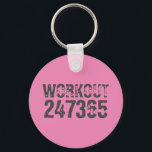 Chaveiro Texto vestido e arranhado Workout 247365 rosa<br><div class="desc">Texto vestido e arranhado Workout 247365 em cor de cinza com fundo rosa. Perfeito para qualquer pessoa que esteja levantando, malhação, treinando, construindo carrocerias e indo para a academia.</div>