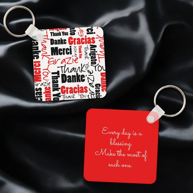 Chaveiro Tipografia do Red Black Multilingual "Obrigado" (key ring front and back with template text on back)