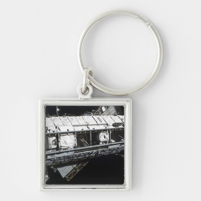 Chaveiro Tru a estibordo da Estação Espacial Internacional (Frente)