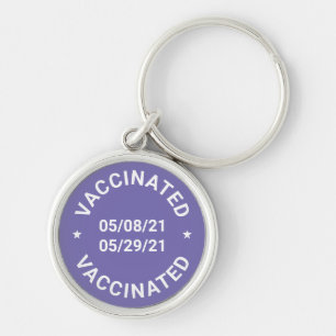 Chaveiro Vacinado com datas personalizadas e branco lilás 