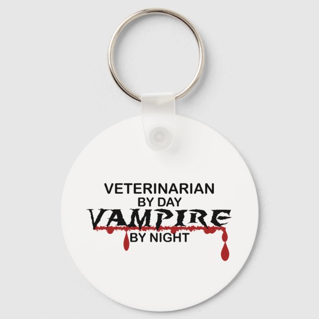 Chaveiro Veterinarian Vampire by Night (Frente)