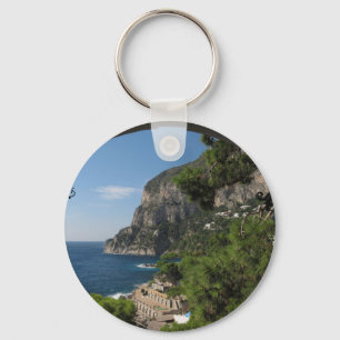 Chaveiro Vista para os penhascos na ilha de Capri