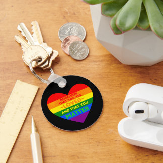 Chaveiro Você é amado Você importa (bandeira LGBT coração)