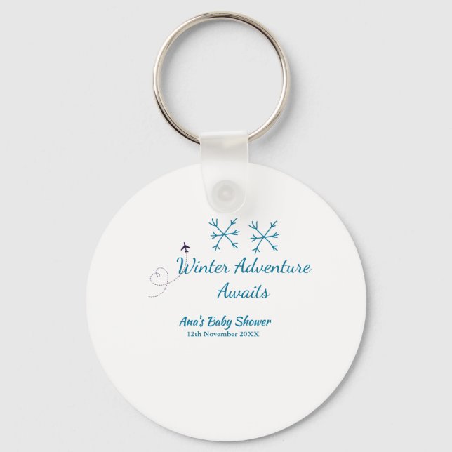 Chaveiro Winter Adventure awaits baby shower blue snowflake (Frente)