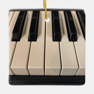 Chaves de Piano em um Enfeites de natal