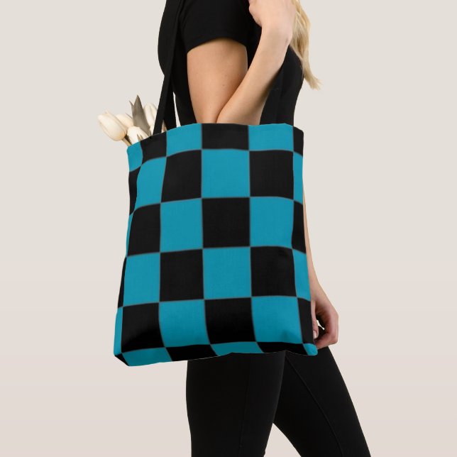 Checkered Tote (Close Up)