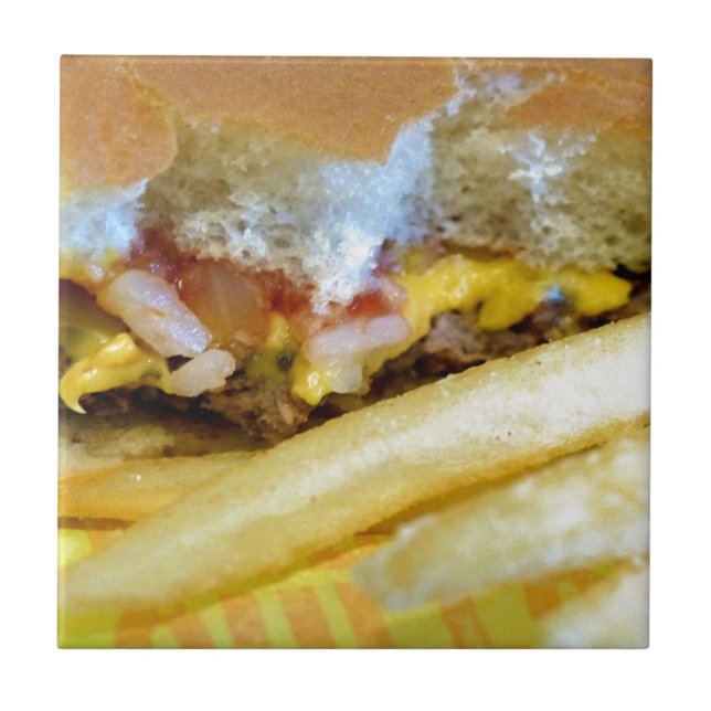 Cheeseburger e Fries (Frente)