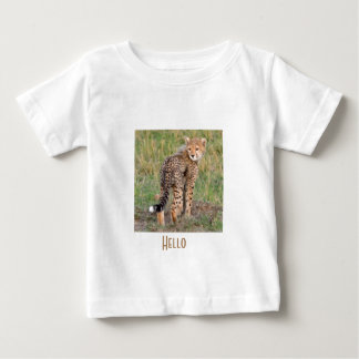 CheetahCubOlhando para você.Png Camiseta bebê