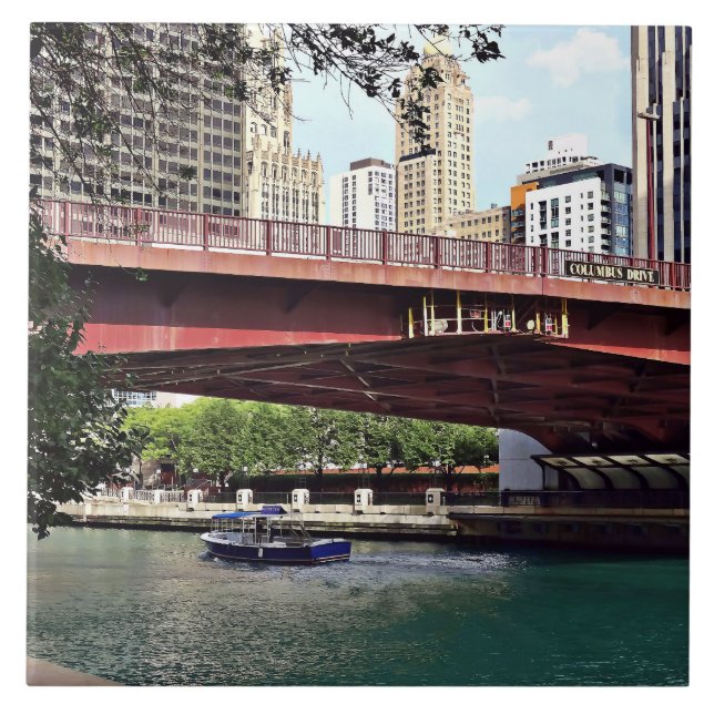 Chicago IL - Táxi da Água em Columbus Dr Bridge (Frente)