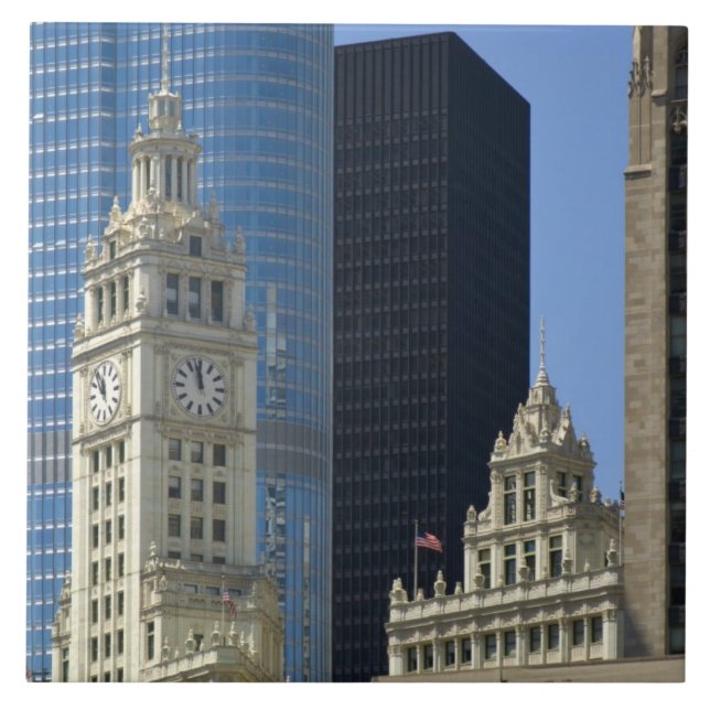 Chicago, Wrigley Building com Trump Hotel & (Frente)