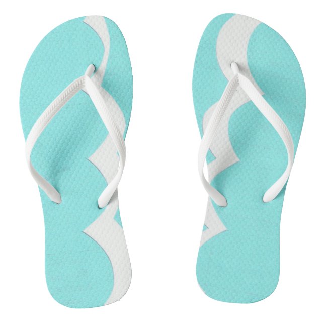 Chinelos Aqua e Flores Brancas (Pé da cama)