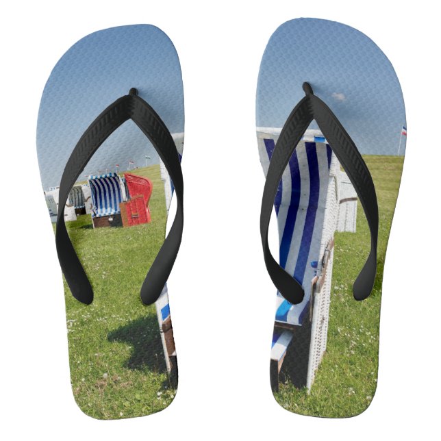 Chinelos Beach chairs at the North Sea (Pé da cama)