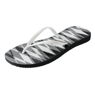 Chinelos Branco preto e Cinza geométrico