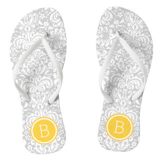 Chinelos Cinza e Monograma de Damasco Floral Amarelo