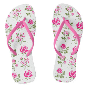 Chinelos com Estampa de Rosa Estencilada Rosa